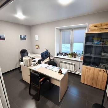 Сдается Нежилое помещение, 165 м²