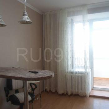 Продается 1-комнатная квартира, 52 м²