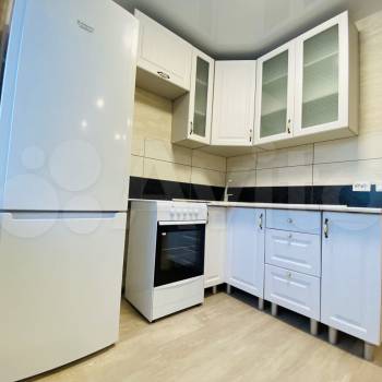 Сдается Многокомнатная квартира, 60 м²