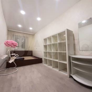 Сдается Многокомнатная квартира, 60 м²