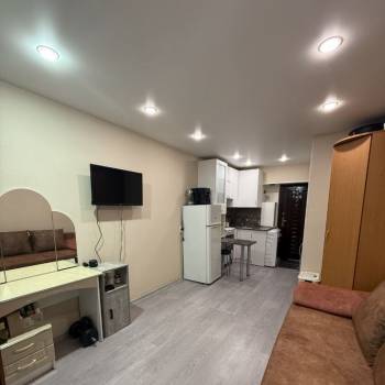 Продается 1-комнатная квартира, 18 м²