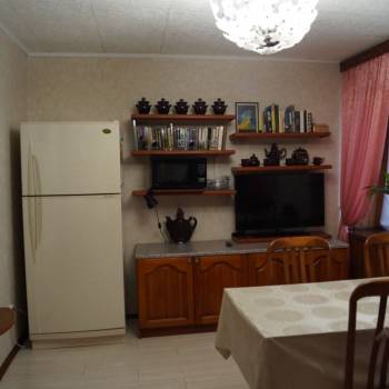 Продается Многокомнатная квартира, 102 м²
