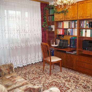 Продается Многокомнатная квартира, 102 м²