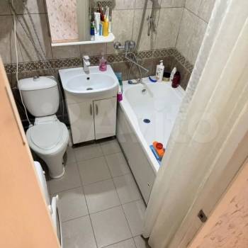 Продается 1-комнатная квартира, 42,4 м²