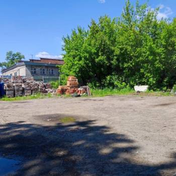 Сдается Нежилое помещение, 300 м²