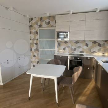Сдается Многокомнатная квартира, 71 м²