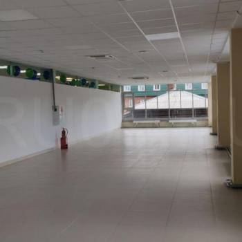 Сдается Нежилое помещение, 161 м²