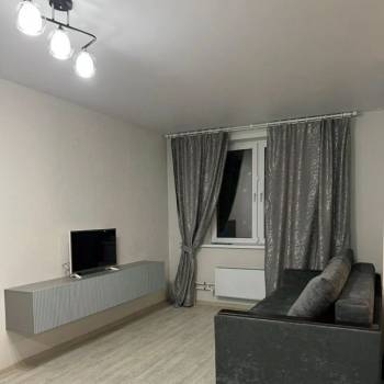 Продается 1-комнатная квартира, 38,2 м²