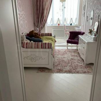 Продается Многокомнатная квартира, 141 м²