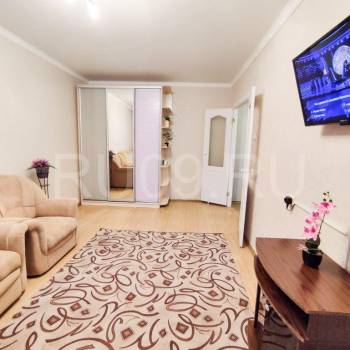Продается 1-комнатная квартира, 35 м²