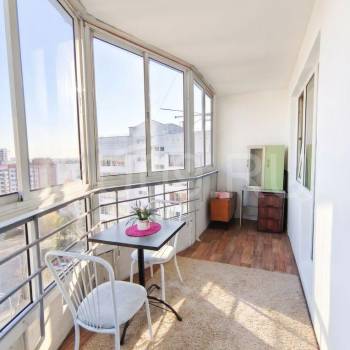 Продается 1-комнатная квартира, 35 м²