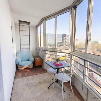 Продается 1-комнатная квартира, 35 м²