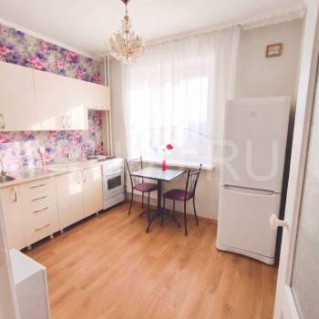 Продается 1-комнатная квартира, 35 м²