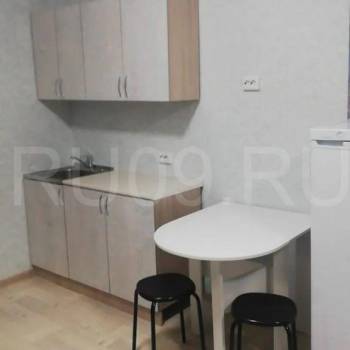 Продается 1-комнатная квартира, 18 м²