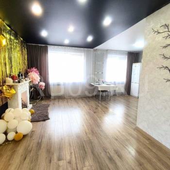 Продается Многокомнатная квартира, 70 м²