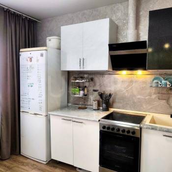 Продается Многокомнатная квартира, 70 м²