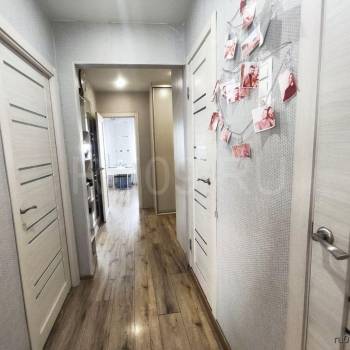 Продается Многокомнатная квартира, 70 м²