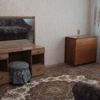 Сдается Многокомнатная квартира, 60 м²