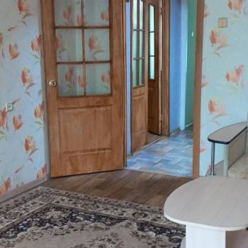 Сдается Многокомнатная квартира, 60 м²