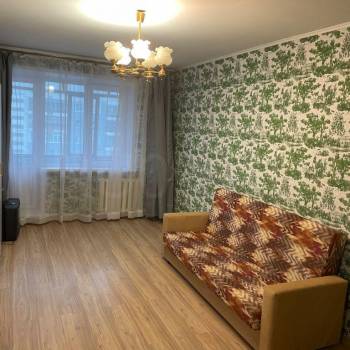Сдается 1-комнатная квартира, 35 м²