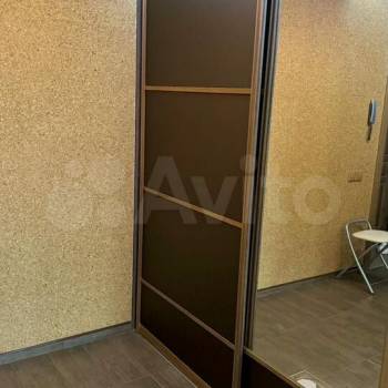 Продается 1-комнатная квартира, 42 м²