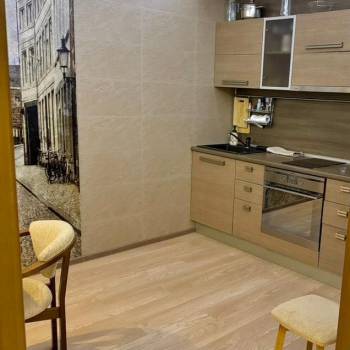 Продается 1-комнатная квартира, 42 м²