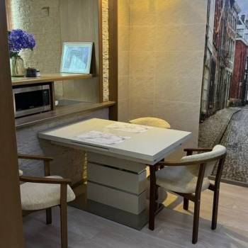 Продается 1-комнатная квартира, 42 м²