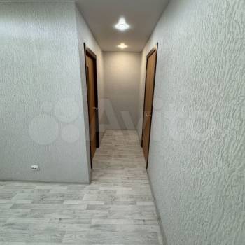 Сдается Многокомнатная квартира, 60 м²