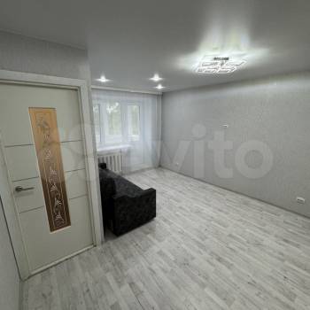 Сдается Многокомнатная квартира, 60 м²
