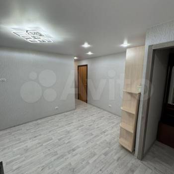Сдается Многокомнатная квартира, 60 м²