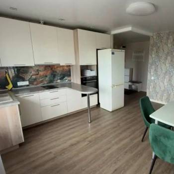 Сдается Многокомнатная квартира, 65 м²