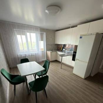Сдается Многокомнатная квартира, 65 м²