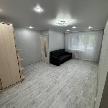 Сдается Многокомнатная квартира, 60 м²