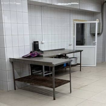 Продается Нежилое помещение, 200 м²