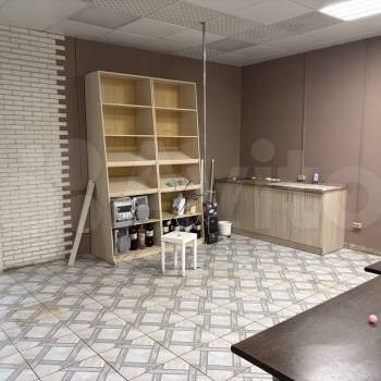 Продается Нежилое помещение, 200 м²