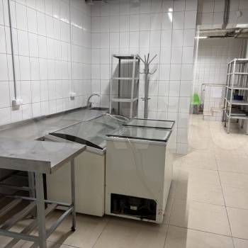 Продается Нежилое помещение, 200 м²
