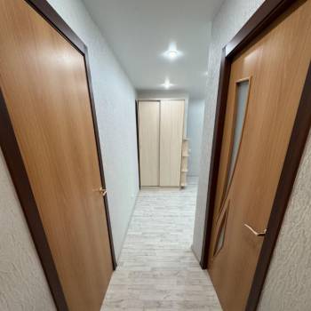 Сдается Многокомнатная квартира, 60 м²
