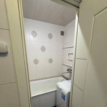 Сдается Многокомнатная квартира, 60 м²