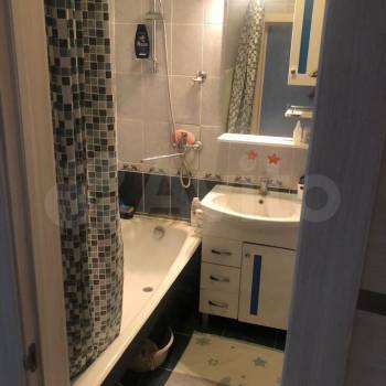 Продается Многокомнатная квартира, 140 м²