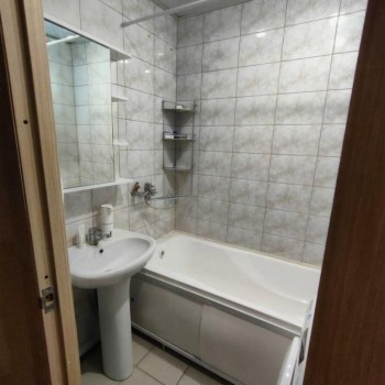 Продается 3-х комнатная квартира, 64 м²