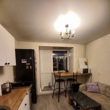 Продается 1-комнатная квартира, 35 м²