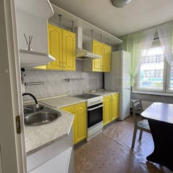 Продается 3-х комнатная квартира, 64 м²