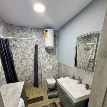 Сдается 1-комнатная квартира, 42 м²