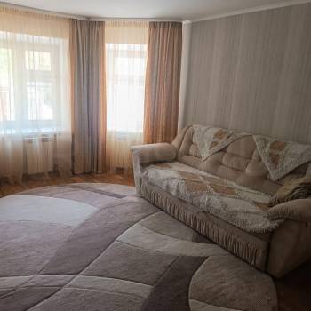 Сдается 2-х комнатная квартира, 60 м²