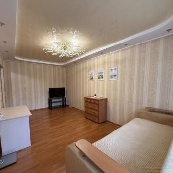 Продается 1-комнатная квартира, 36 м²
