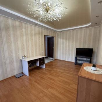 Продается 1-комнатная квартира, 36 м²