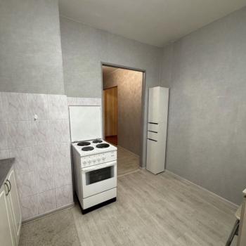 Продается 1-комнатная квартира, 36 м²