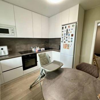 Продается 1-комнатная квартира, 39 м²