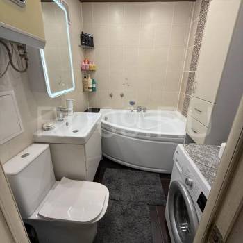 Продается 3-х комнатная квартира, 61 м²