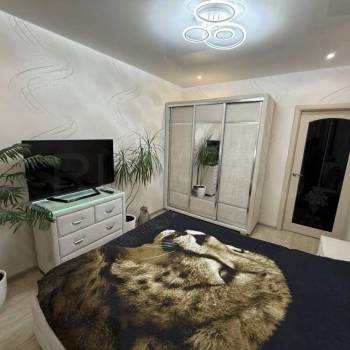 Продается 3-х комнатная квартира, 61 м²
